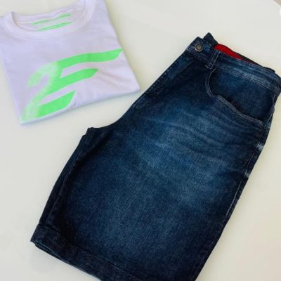 Estilo e conforto! Nada como um visual leve para curtir o dia com vibe de verão